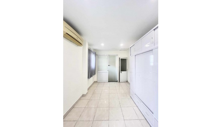 Bán Nhà Phan Văn Trị 25m2, 2 Tầng sát Hẻm Oto Nhỉnh 3 Tỉ